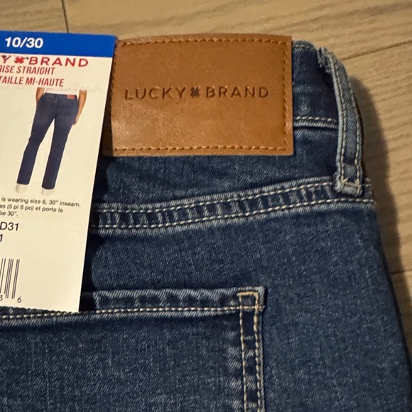10/30 Lucky🍀Brand Straight Leg Mid Rise Blue Jeans - Picture 6 of 6